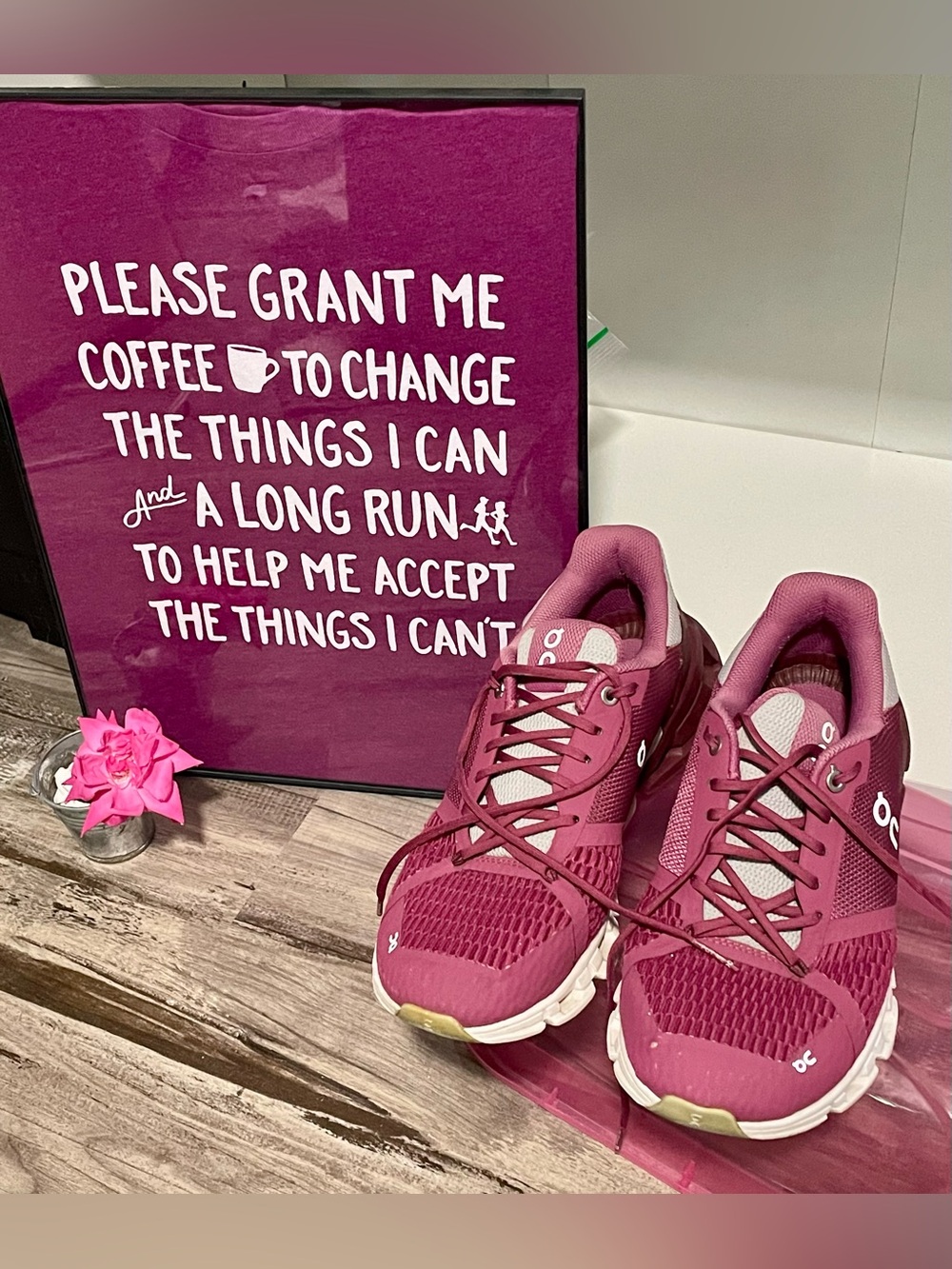 Size 8.5 On Cloudflyer tennis shoes in Magenta | Mulberry